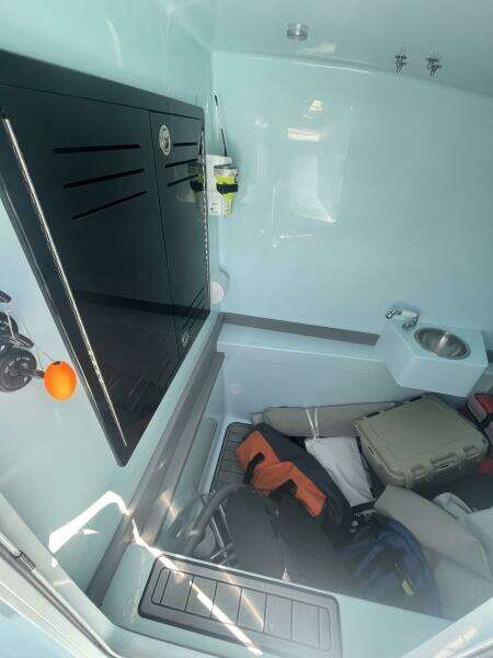 2024 Front Runner 36 CC