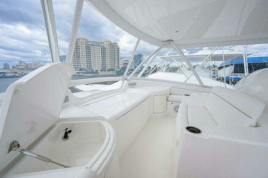 Viking 68 Twin Reels - Flybridge