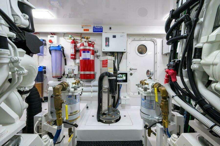Viking 68 Twin Reels - Engine Room