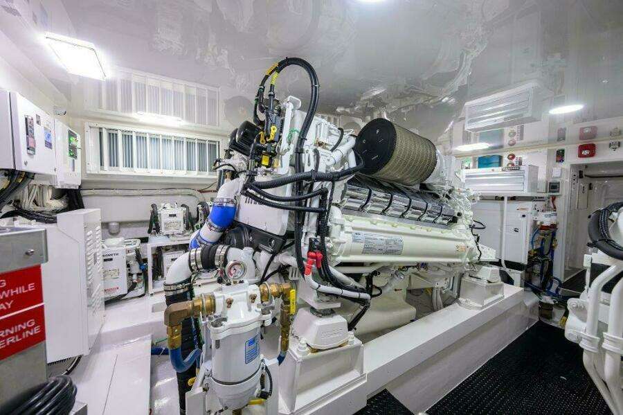 Viking 68 Twin Reels - Engine Room