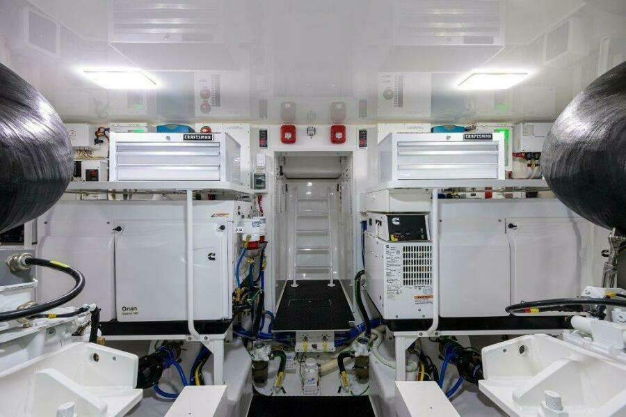 Viking 68 Twin Reels - Engine Room