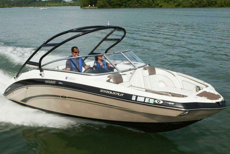 2013 Yamaha Boats 242 Limited S