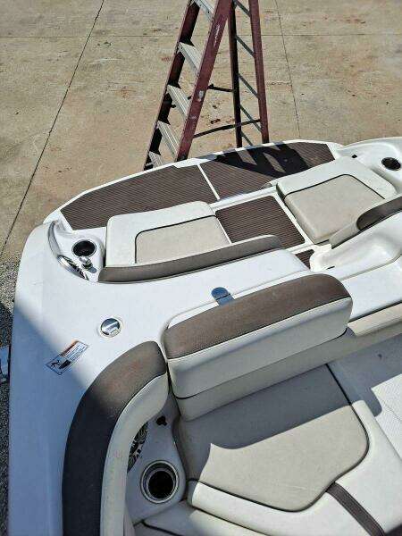 2013 Yamaha Boats 242 Limited S
