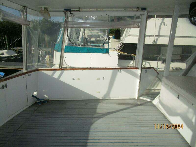 44' Viking aftdeck port