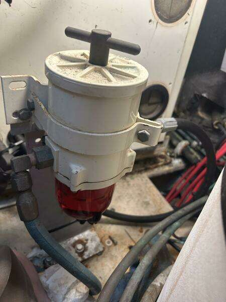 44' Viking generator Racor fuel filter