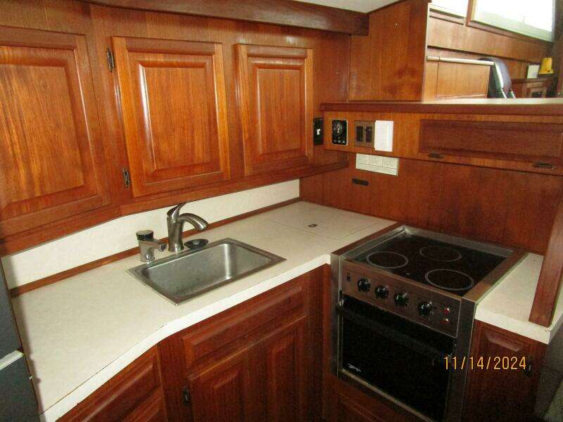 44' Viking galley2