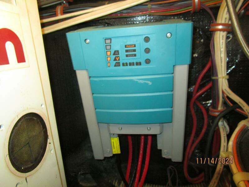 44' Viking battery charger