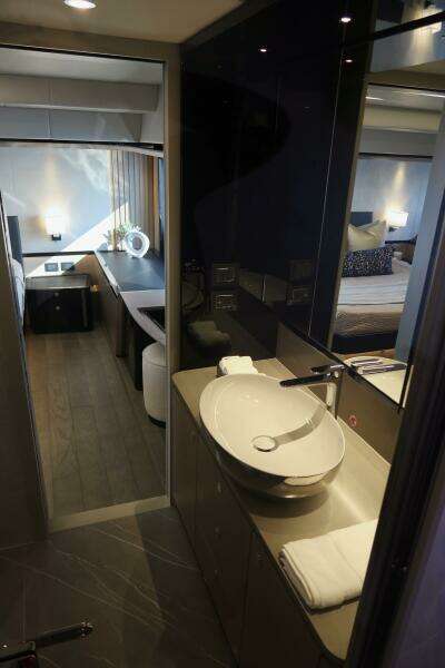 2026 Absolute 58 Navetta