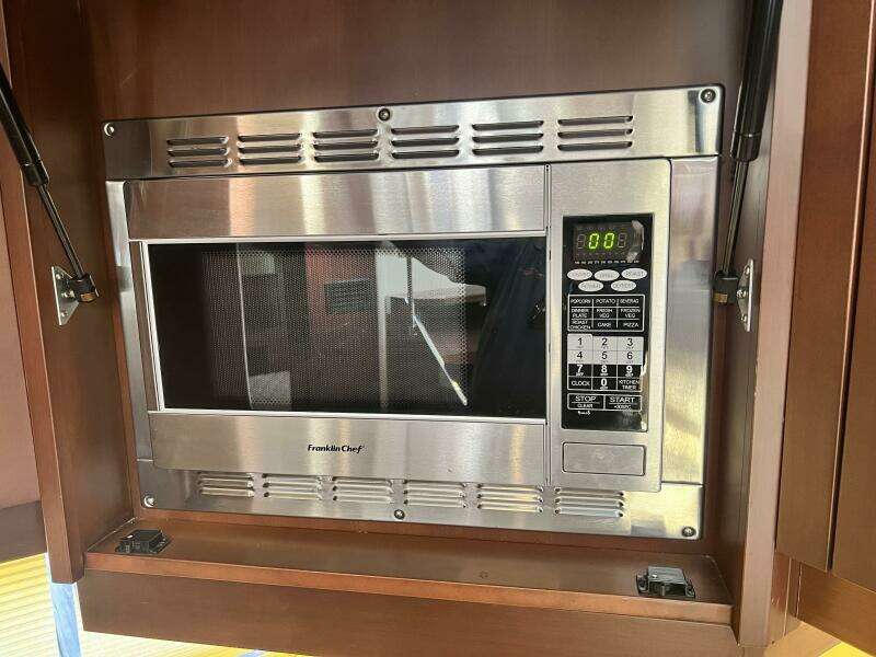 2015 Regal 53 Sport Coupe