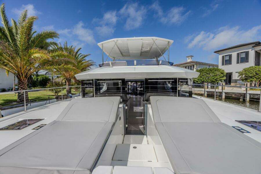 2024 Leopard 53 Powercat