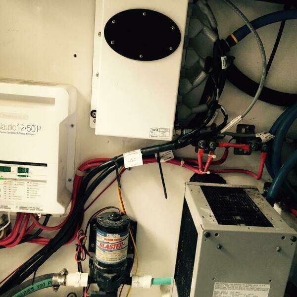 2000 Stolper 3800 Tournament Express