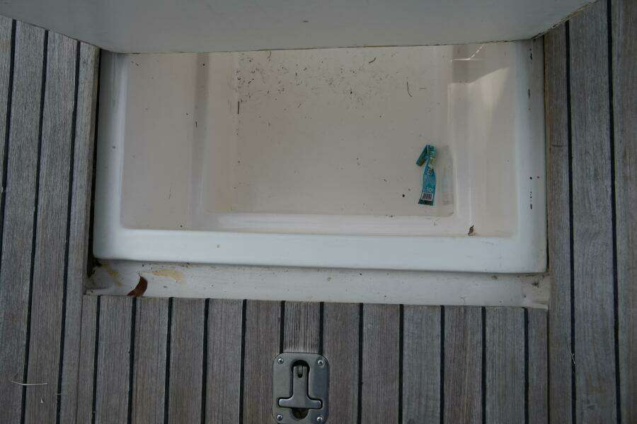 2000 Stolper 3800 Tournament Express