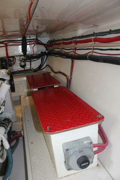 2000 Stolper 3800 Tournament Express