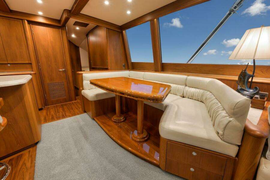 2016 Merritt 86' Enclosed Flybridge