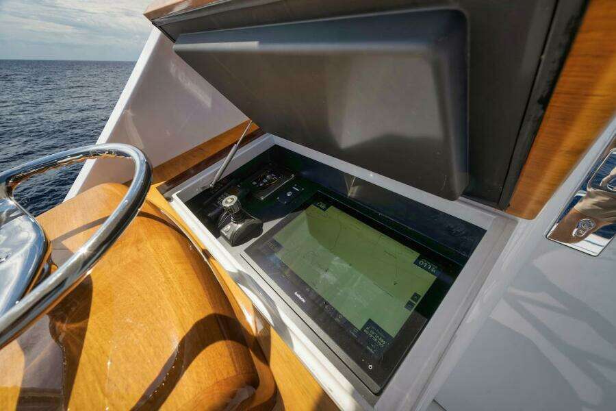 2016 Merritt 86' Enclosed Flybridge