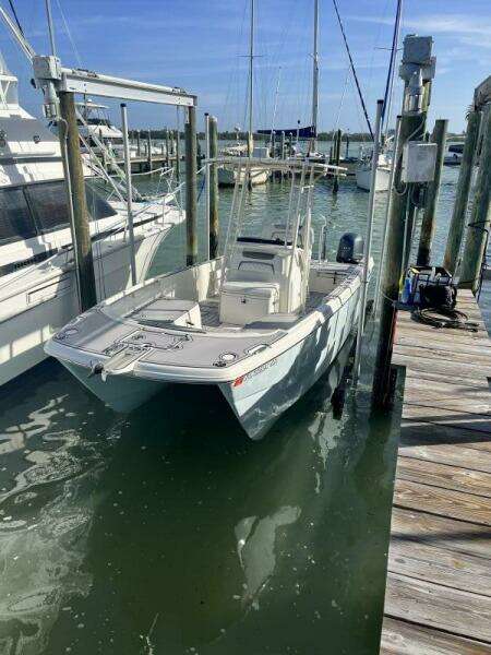 2019 World Cat 230 CC