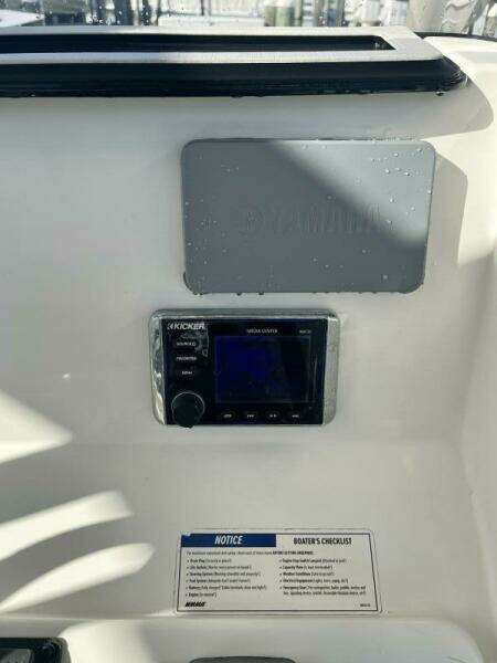 2019 World Cat 230 CC