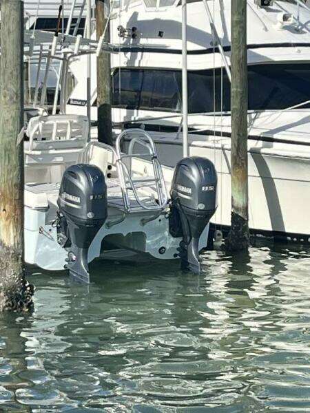 2019 World Cat 230 CC