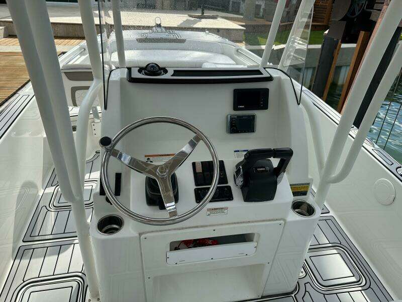 2019 World Cat 230 CC