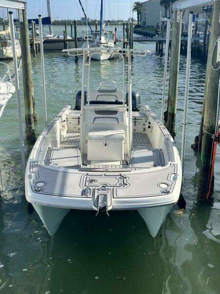 2019 World Cat 230 CC