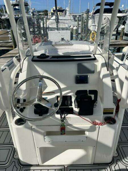 2019 World Cat 230 CC