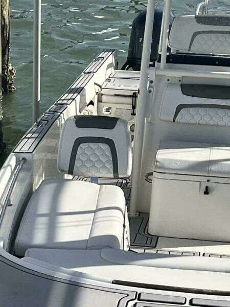 2019 World Cat 230 CC