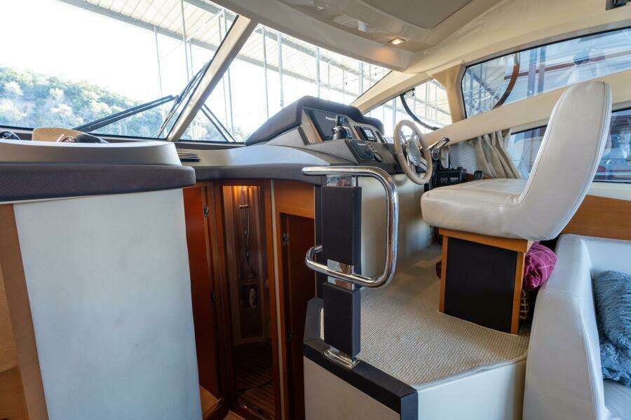 2013 Azimut 40 Flybridge