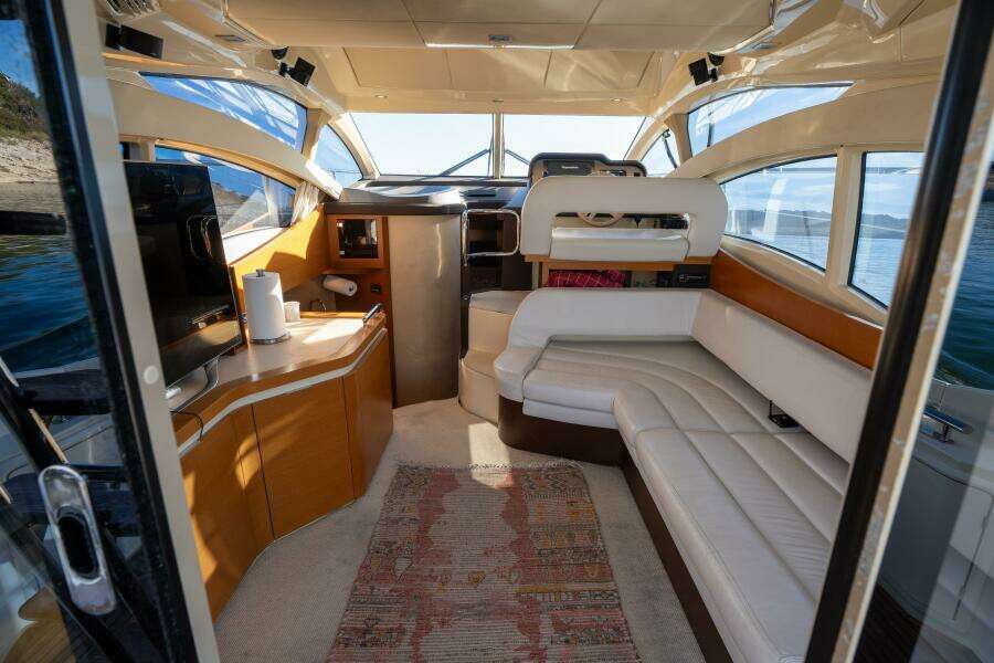 2013 Azimut 40 Flybridge