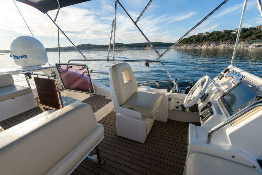 2013 Azimut 40 Flybridge
