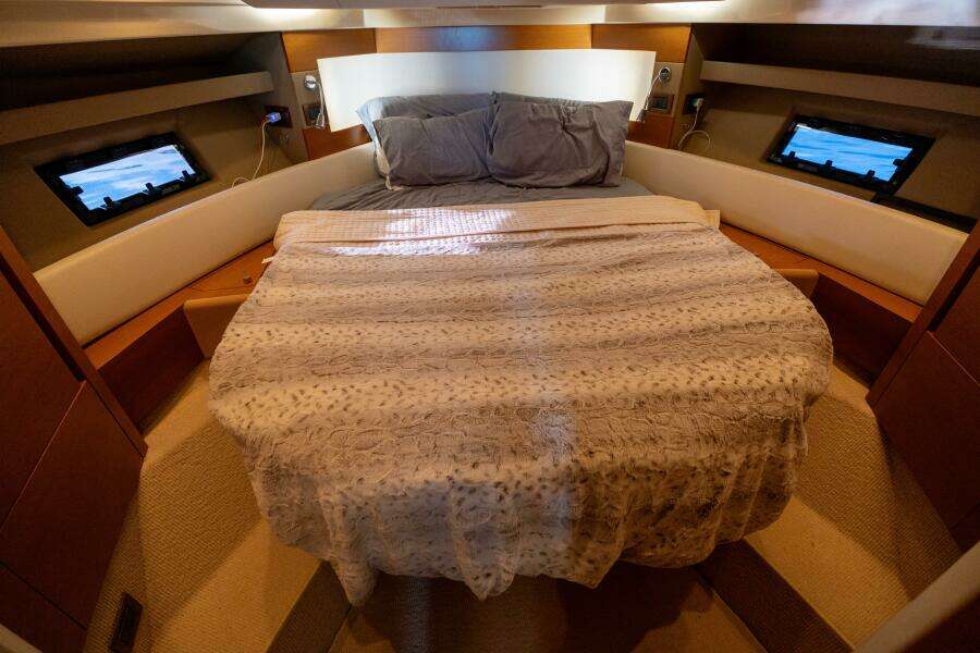 2013 Azimut 40 Flybridge