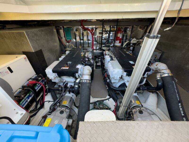 2016 Regal 46 Sport Coupe