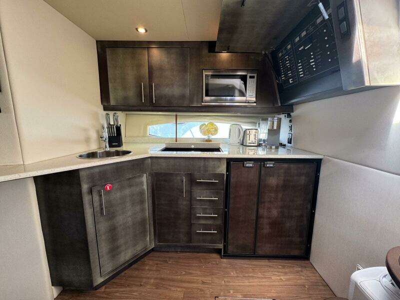 2016 Regal 46 Sport Coupe