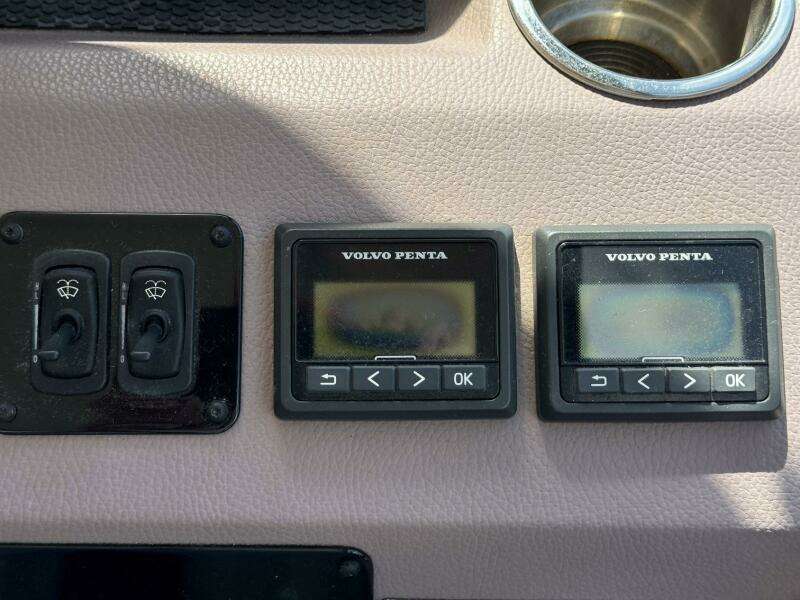 2016 Regal 46 Sport Coupe