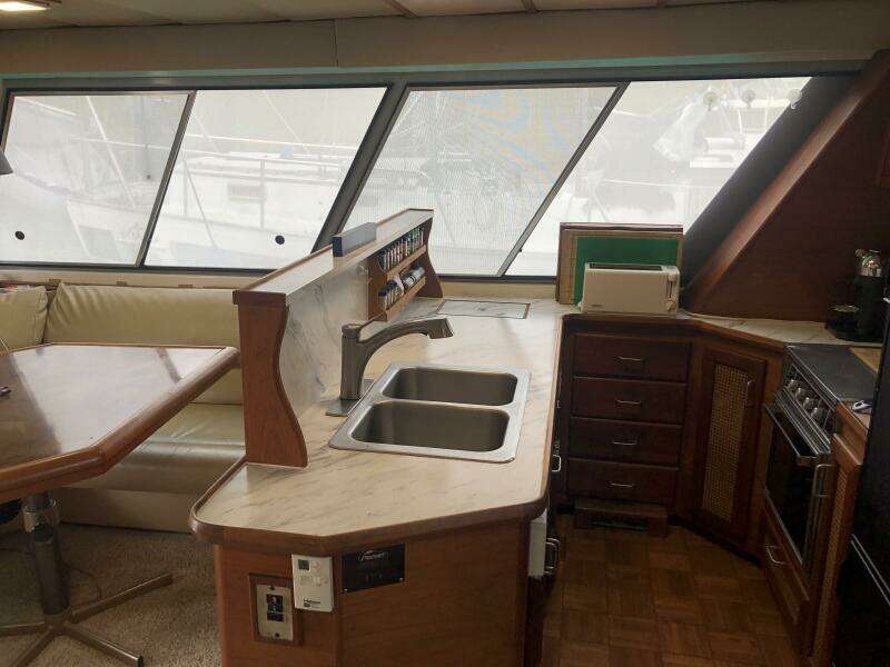 1985 Bayliner 4550 Motoryacht