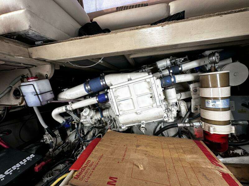 1985 Post 43 Sport Fisherman