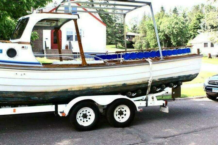 1990 Grover Verity Skiff