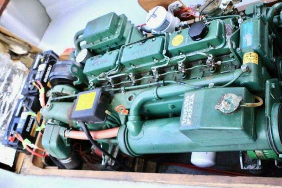 1990 Grover Verity Skiff