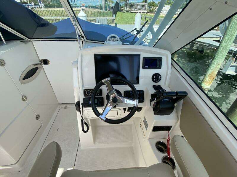 2018 Sailfish 275 Dual Console