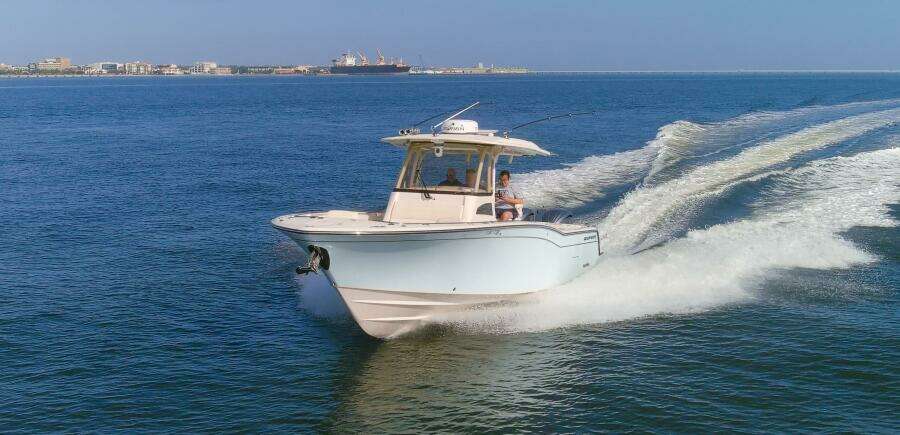 2022 32 Grady White Canyon 326 Running (3)