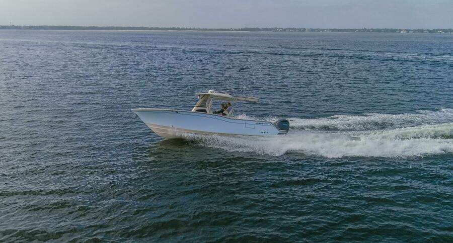 2022 32 Grady White Canyon 326 Running (7)