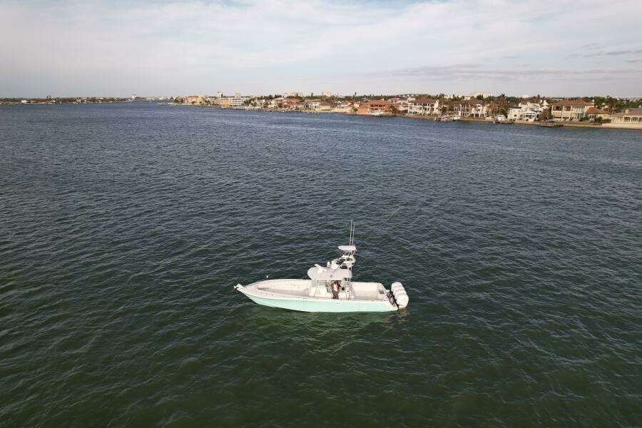 2013 SeaVee 390