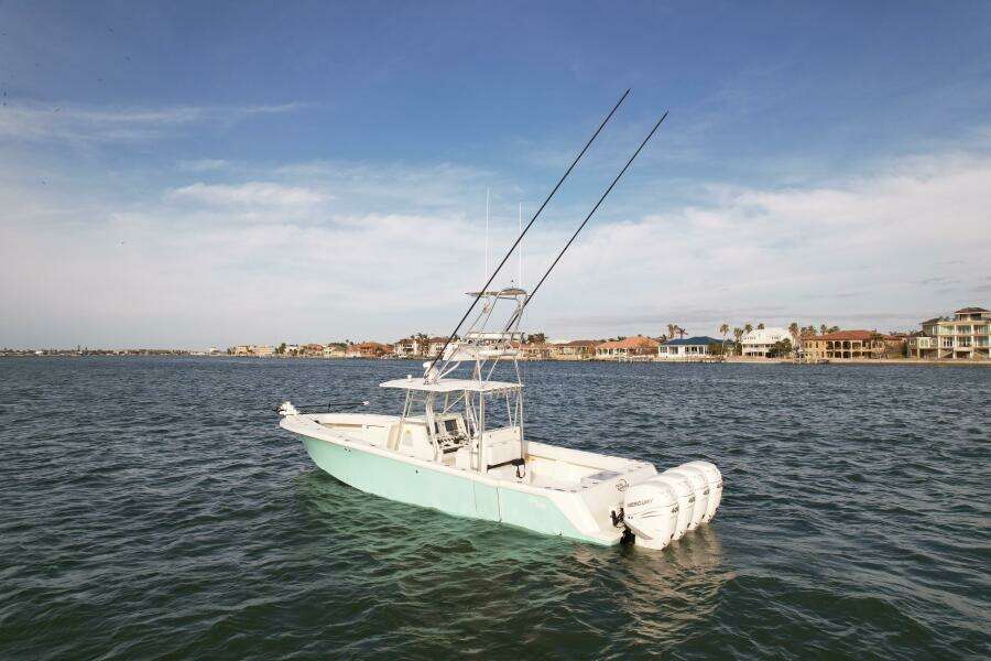 2013 SeaVee 390