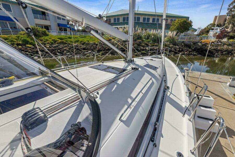 2022 Jeanneau Sun Odyssey 440