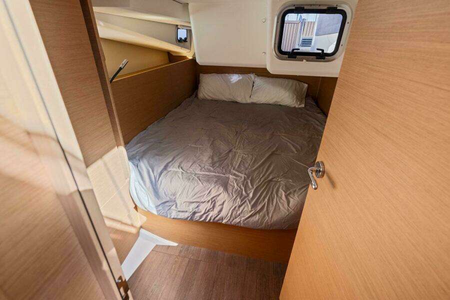 2022 Jeanneau Sun Odyssey 440