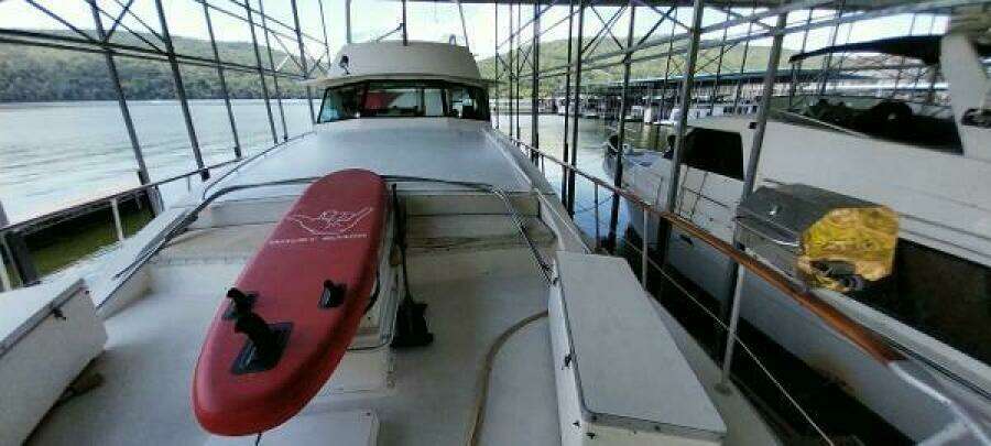 1976 Bertram Flybridge MY