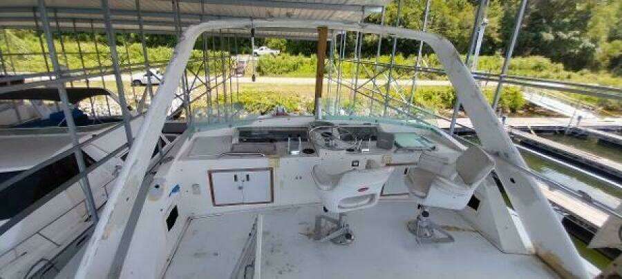 1976 Bertram Flybridge MY