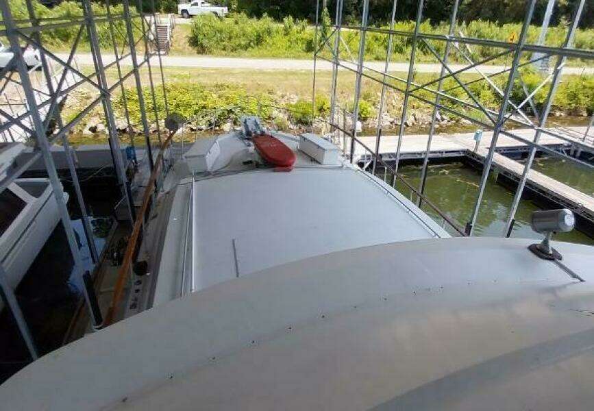 1976 Bertram Flybridge MY