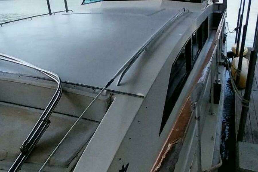 1976 Bertram Flybridge MY