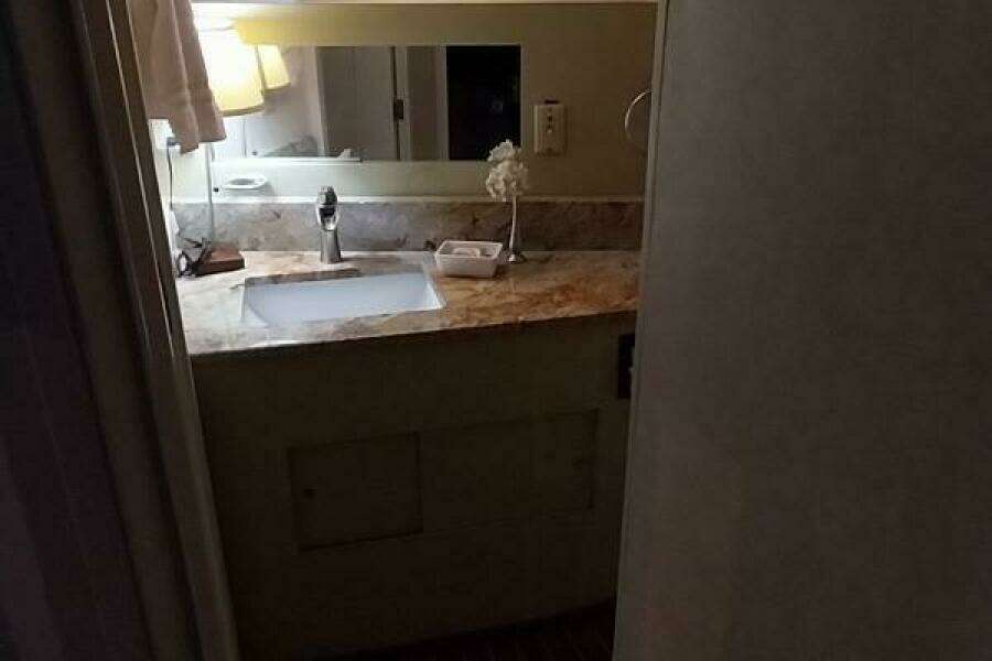 1976 Bertram Flybridge MY