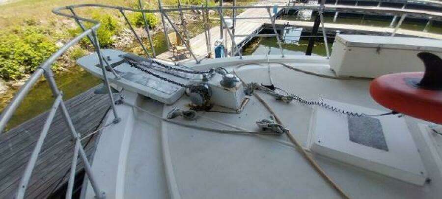 1976 Bertram Flybridge MY